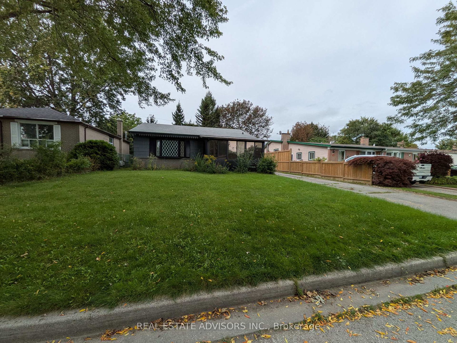 712-annland-street-pickering-ontario-e13841114