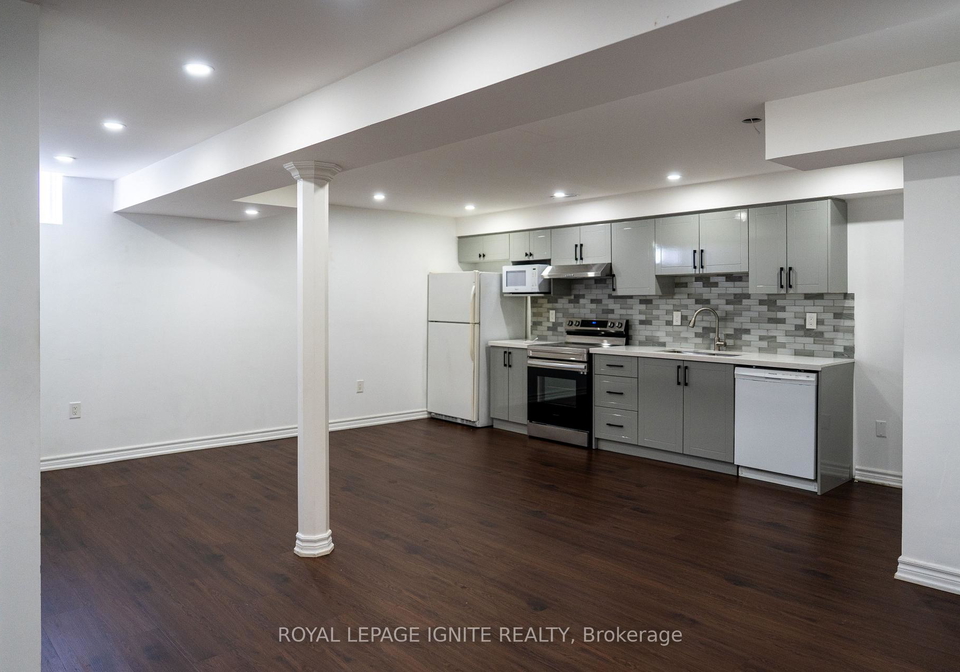 43-larkin-lane-clarington-ontario-e13841252