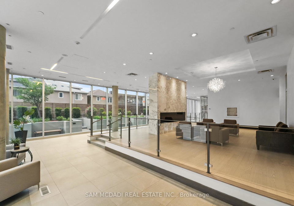 2055-danforth-avenue-toronto-toronto-ontario-e13841458