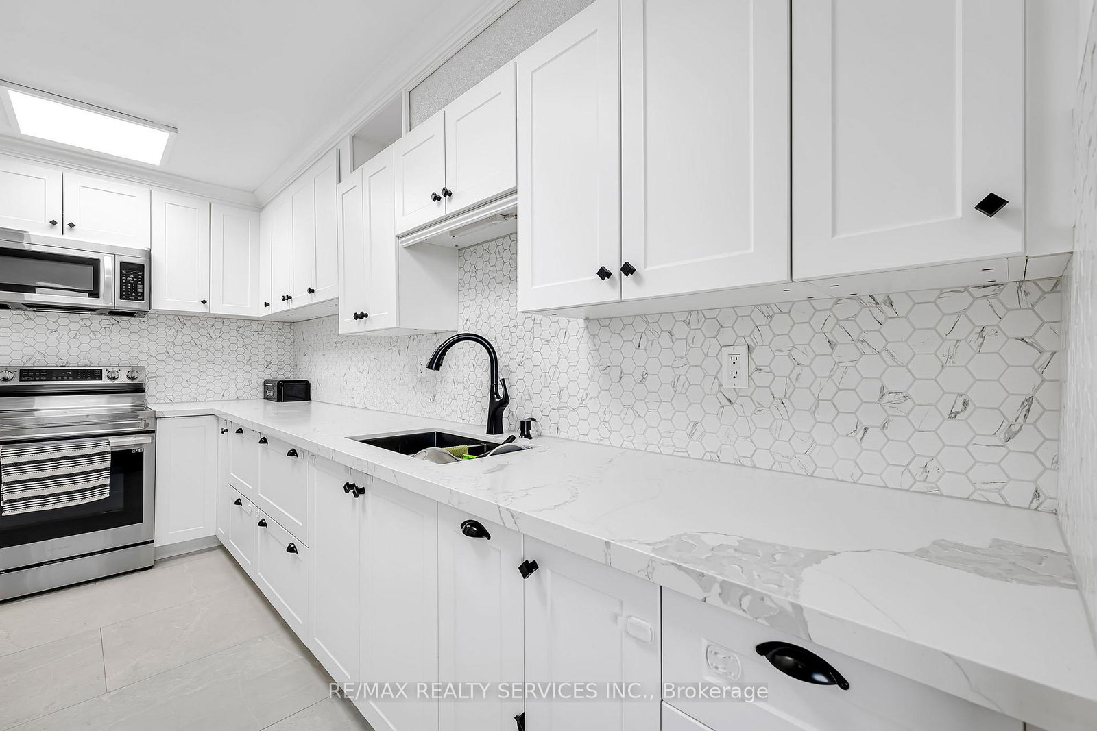 180-markham-road-toronto-scarborough-ontario-e13841508