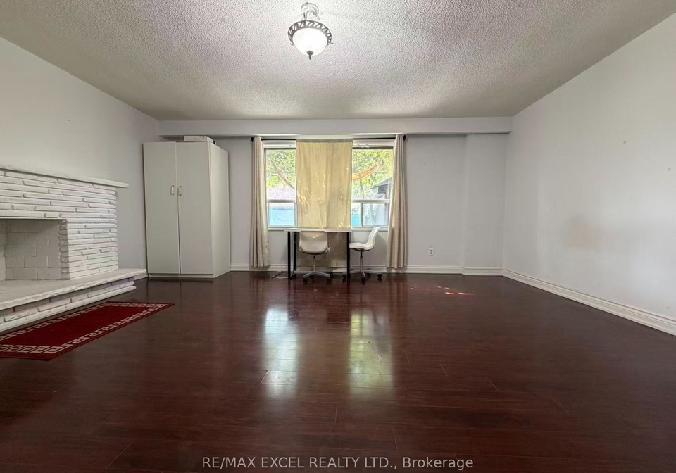 56-leafield-drive-toronto-scarborough-ontario-e13841600