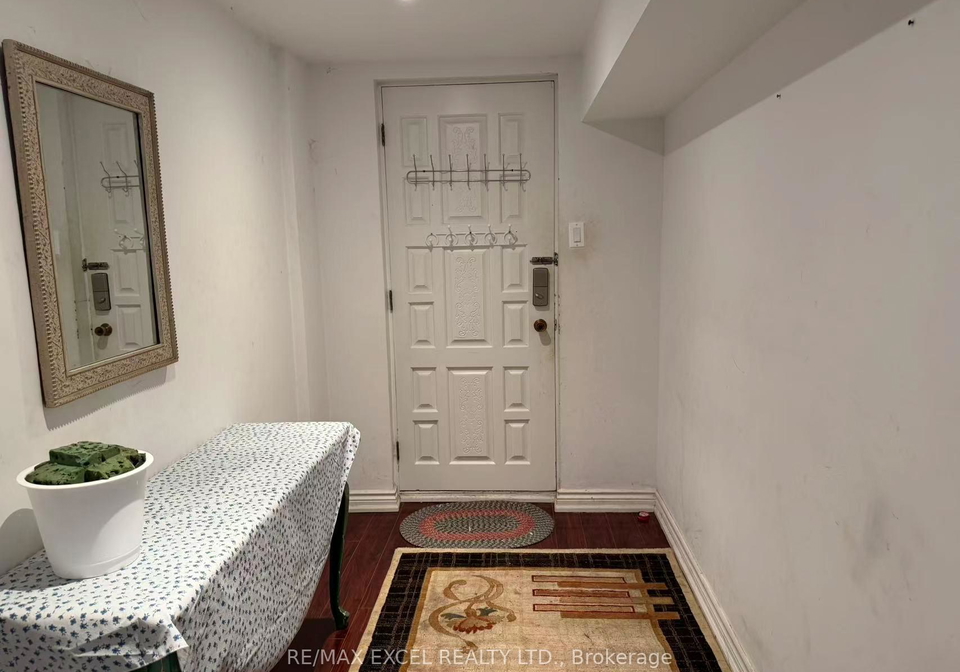 56-leafield-drive-toronto-scarborough-ontario-e13841600