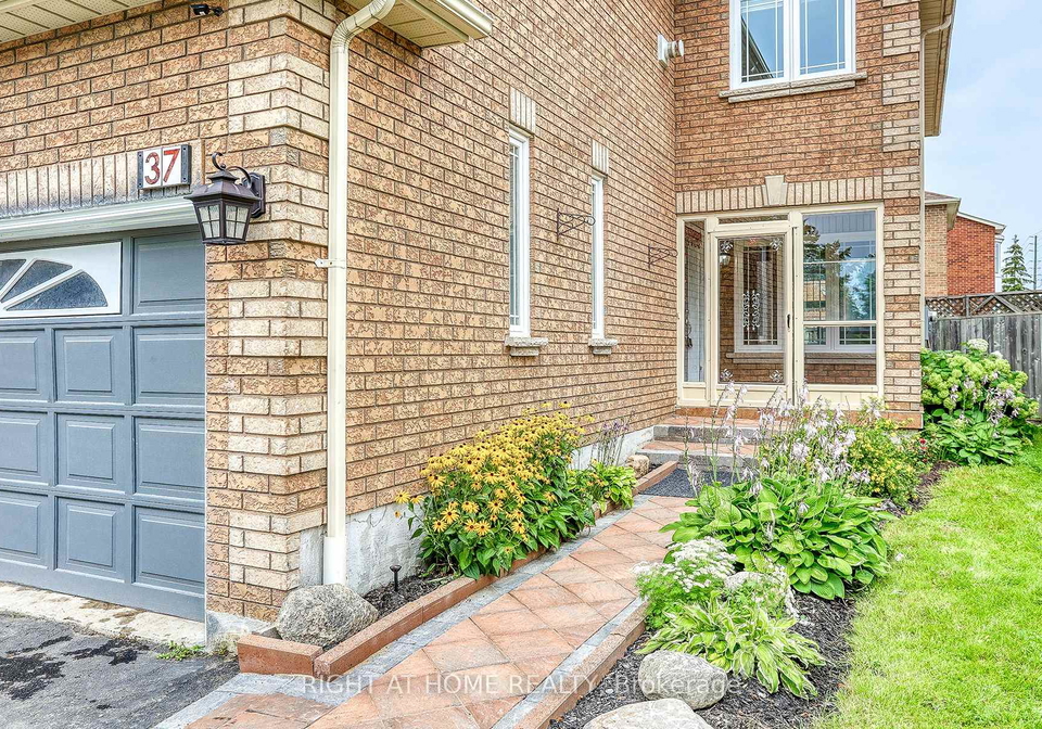 37-brockman-crescent-ajax-ontario-e13841628