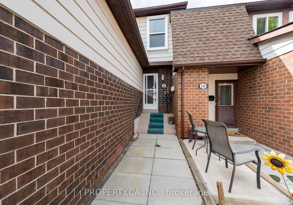 12-deeprose-lane-ajax-ontario-e13841856