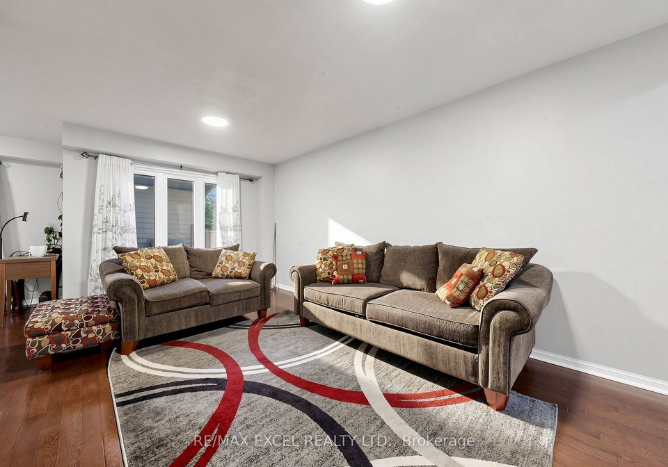 24-redheugh-crescent-toronto-scarborough-ontario-e13842194
