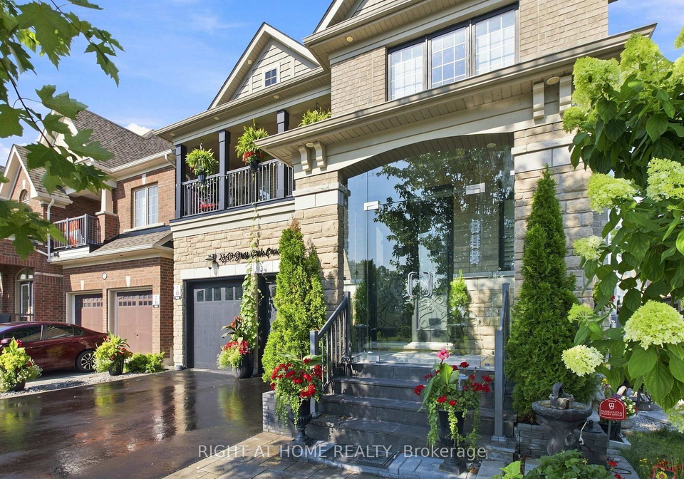 2349-dress-circle-crescent-oshawa-ontario-e13842622