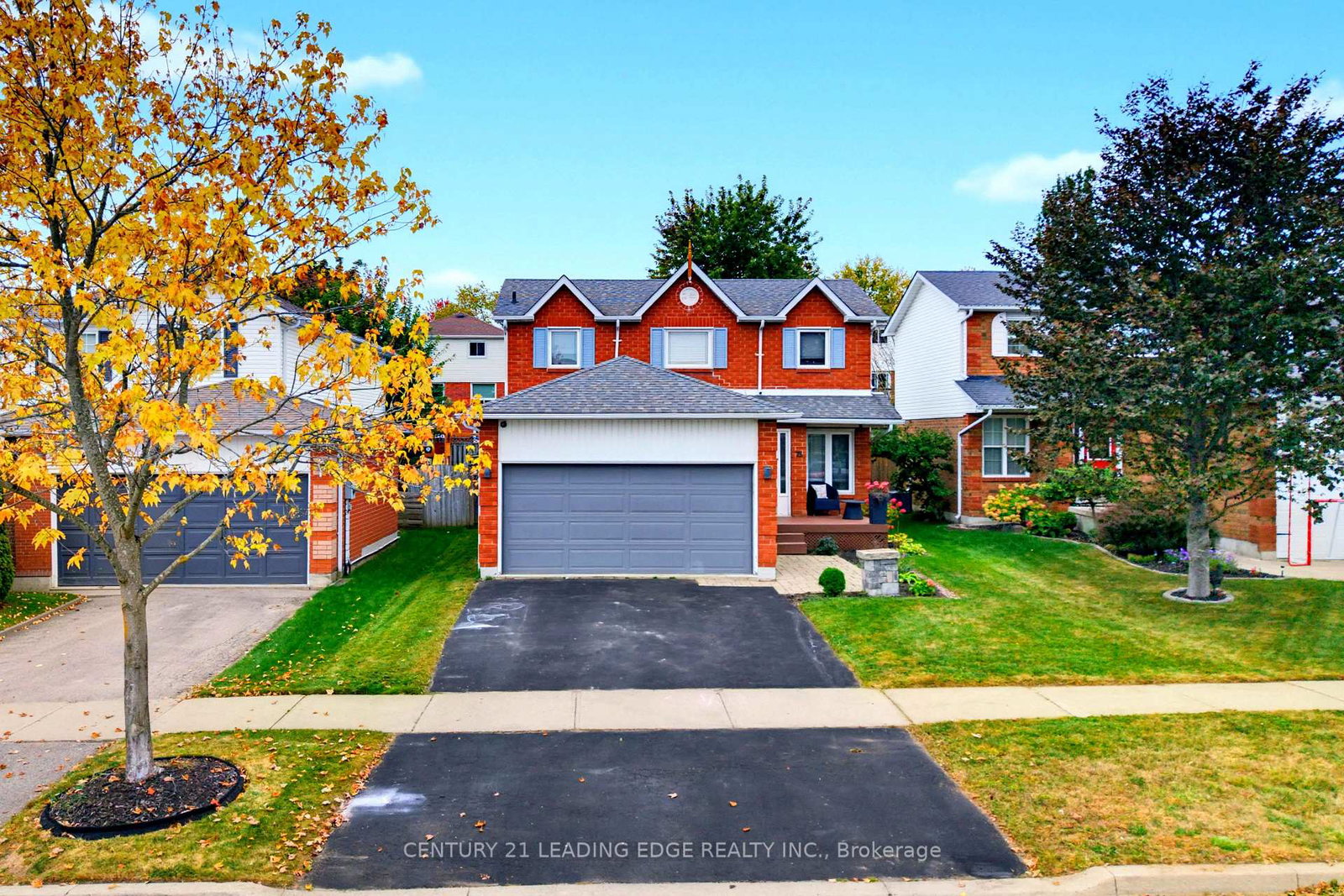 75-hooper-square-clarington-ontario-e13842756