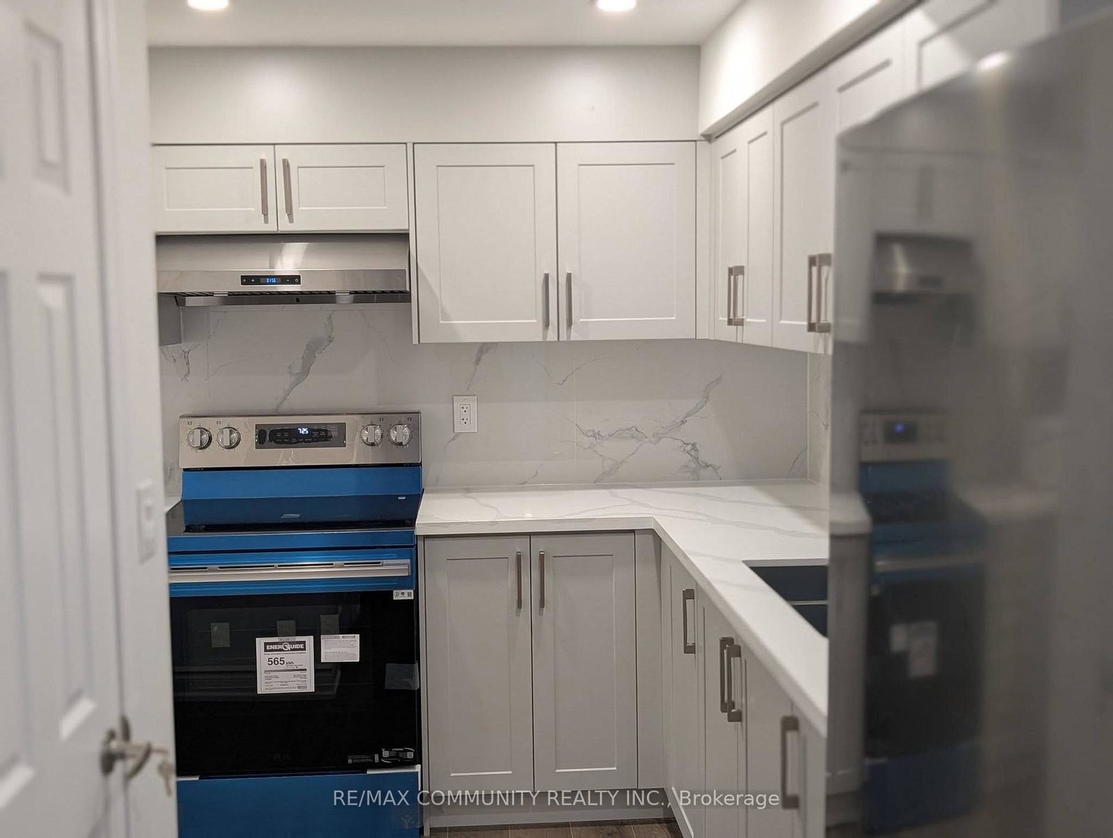 201-ronal-guscott-street-oshawa-ontario-e13843166