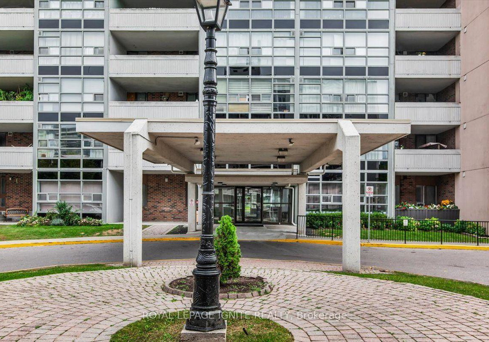 3380-eglinton-avenue-e-toronto-scarborough-ontario-e13843262