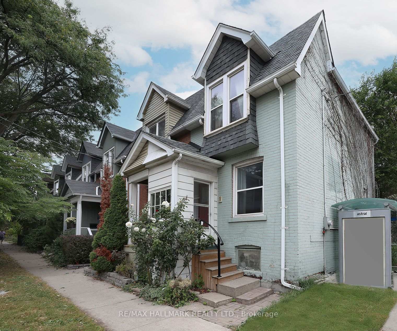 1-lockwood-road-toronto-toronto-ontario-e13843322