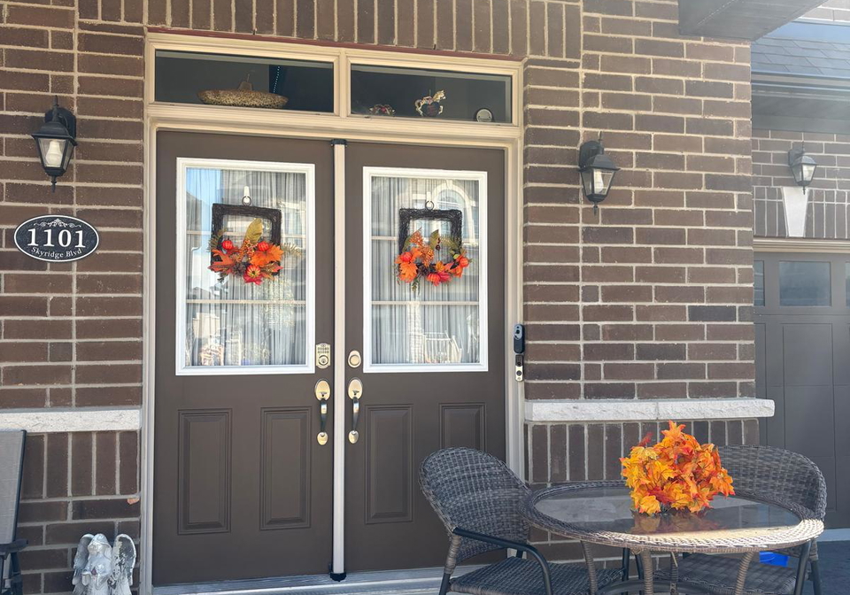 1101-skyridge-boulevard-pickering-ontario-e13843796