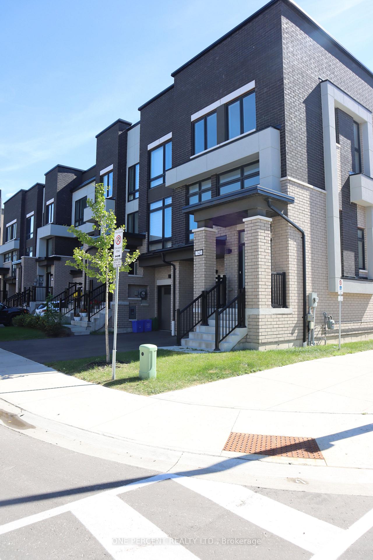 743-stanstead-path-oshawa-ontario-e13843964
