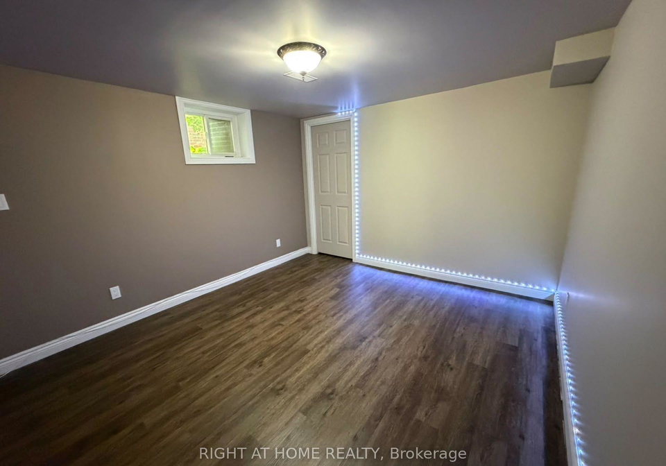 585-s-brentwood-avenue-oshawa-ontario-e13844056