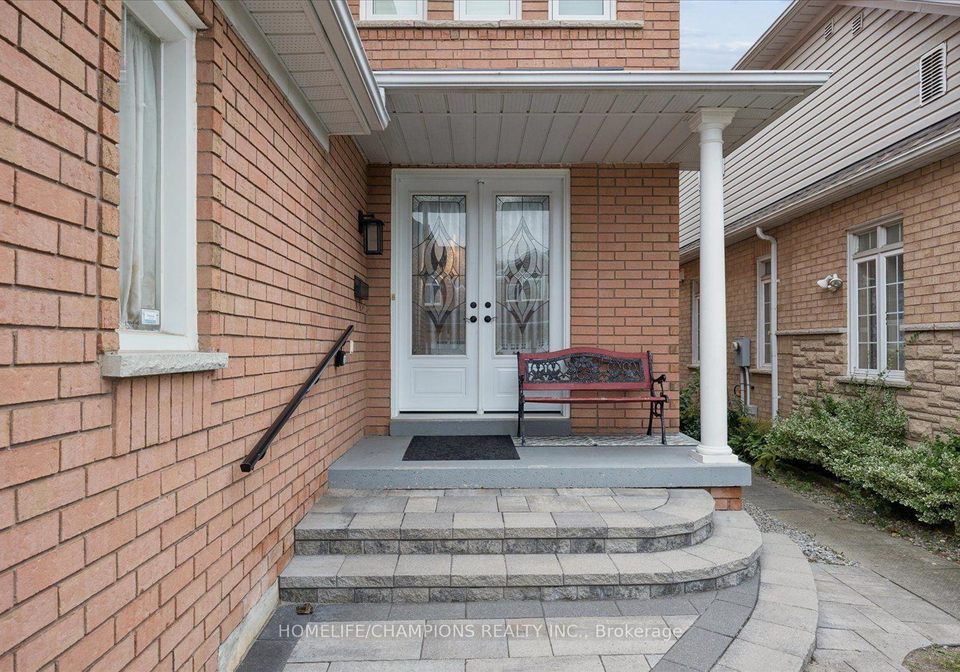 1905-wildflower-drive-pickering-ontario-e13844170