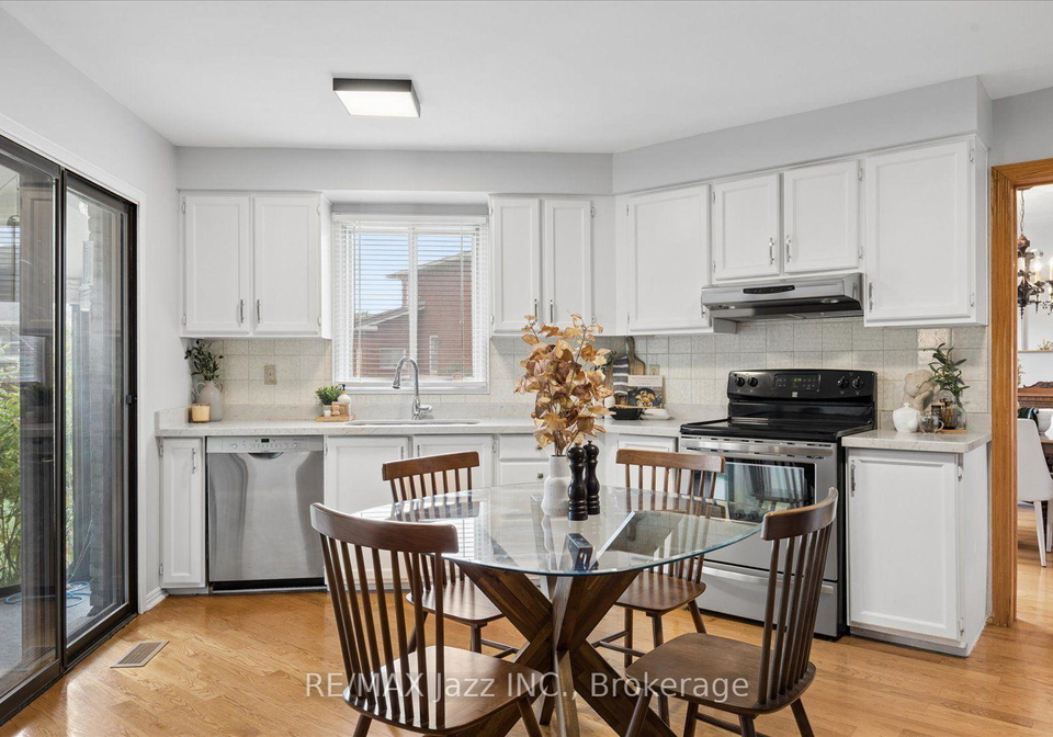 28-jubilee-court-whitby-ontario-e13845214