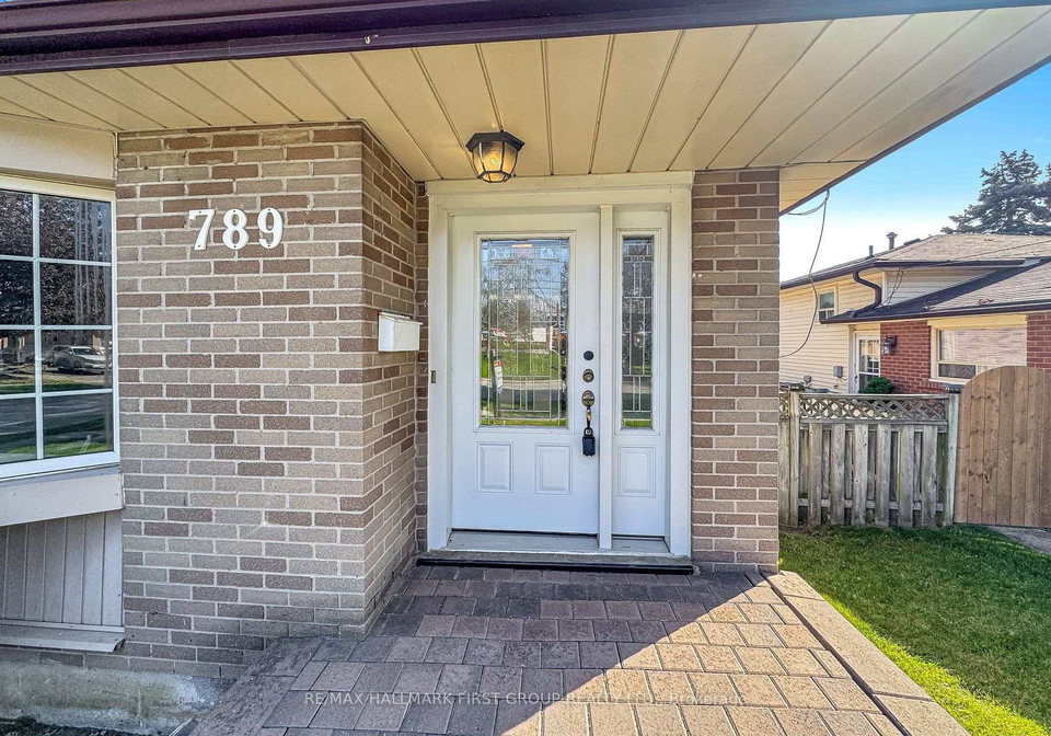 789-hillcrest-road-pickering-ontario-e13845260
