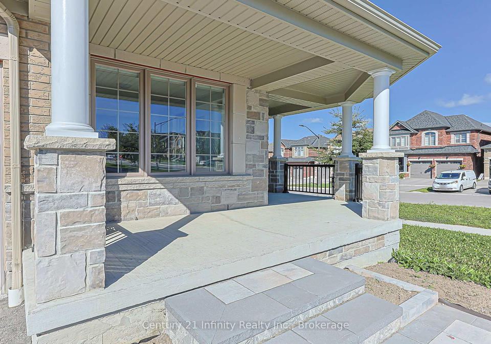 2-gillivary-drive-whitby-ontario-e13845346