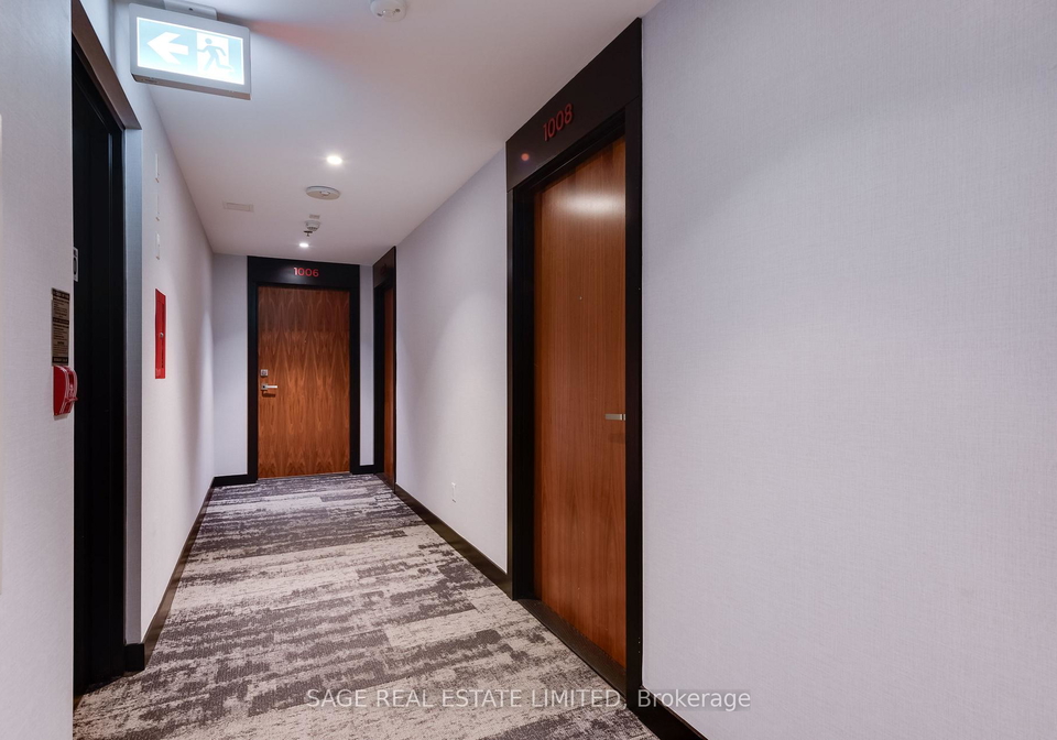 25-baseball-place-toronto-toronto-ontario-e13845764