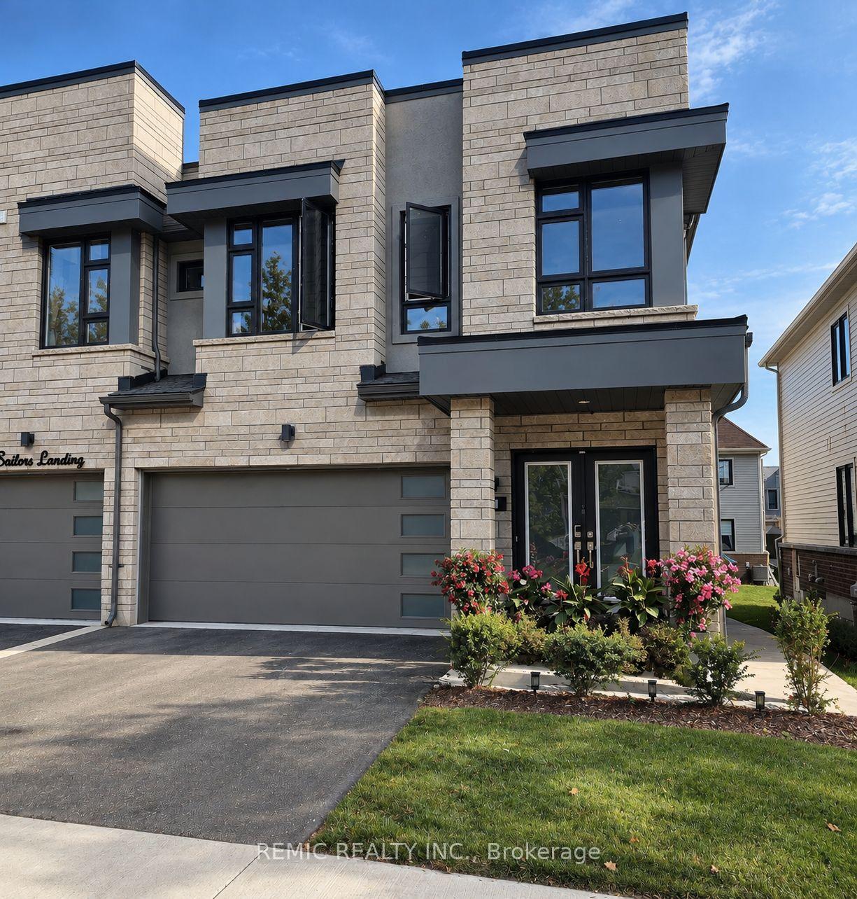 51-sailors-landing-clarington-ontario-e13846444