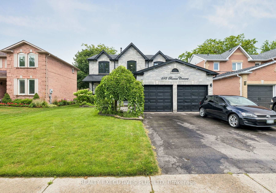 693-barnes-crescent-oshawa-ontario-e13846452
