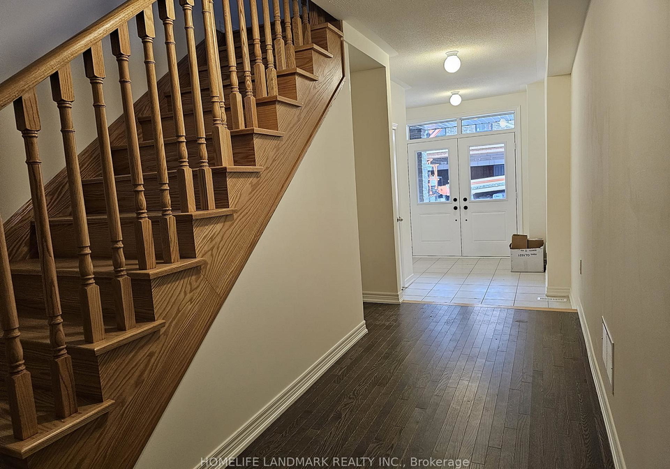 15-nimmo-lane-ajax-ontario-e13846536