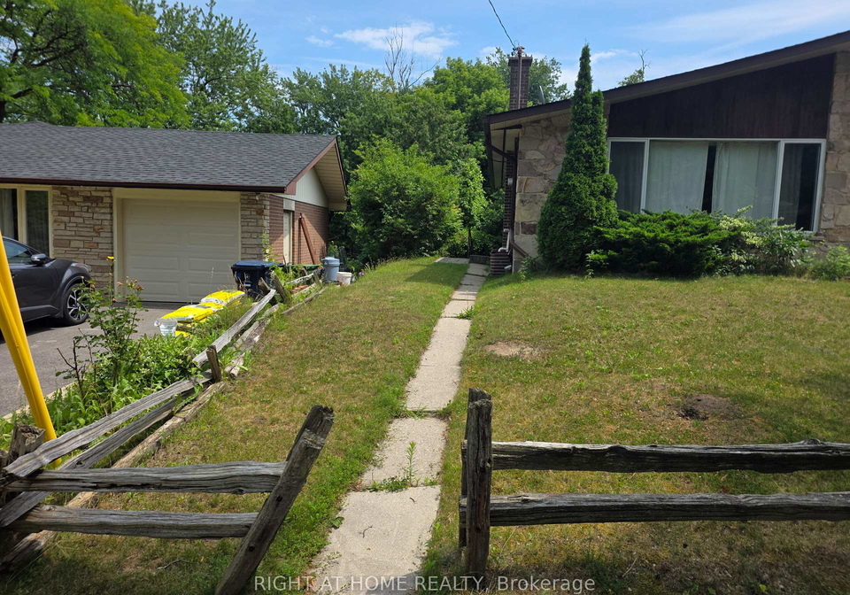 131-thicketwood-drive-toronto-scarborough-ontario-e13846592