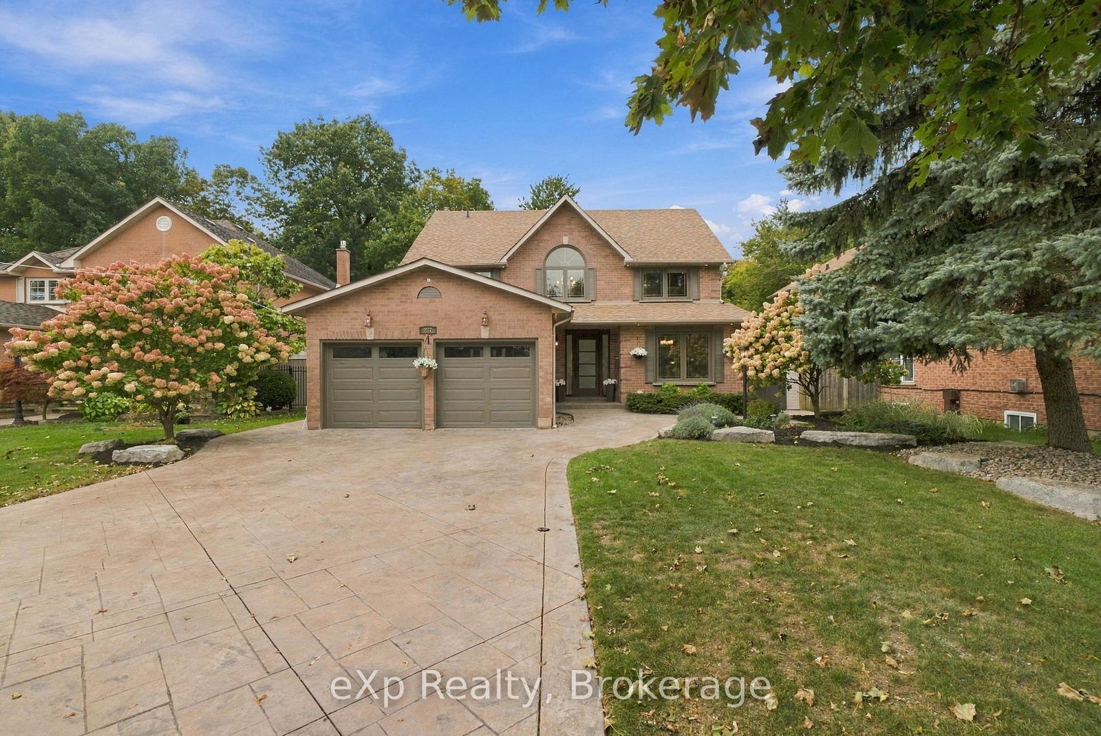 237-lake-driveway-w-ajax-ontario-e13847354