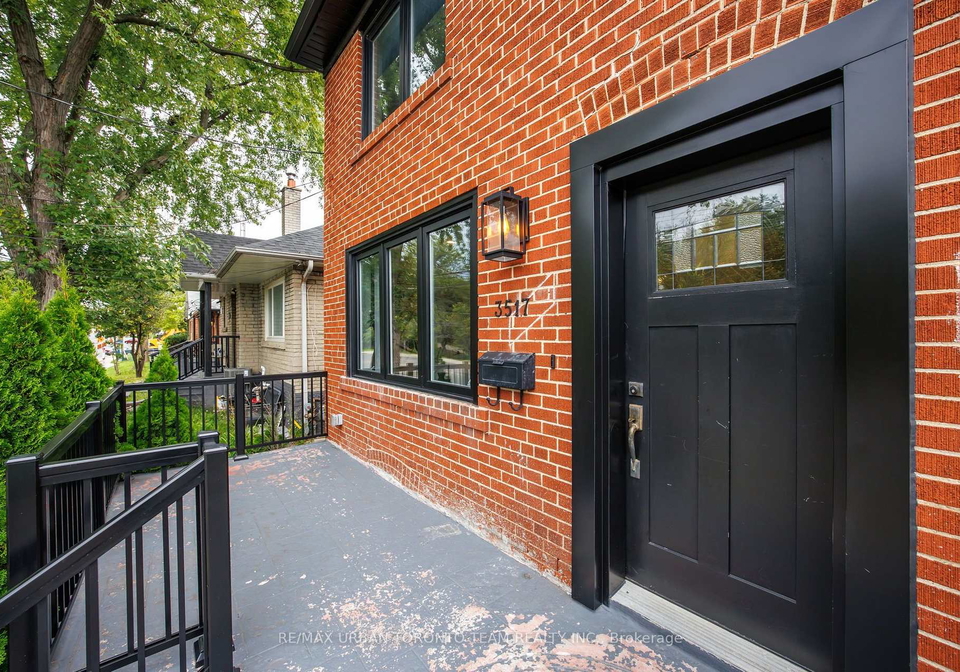 3517-st-clair-avenue-e-toronto-scarborough-ontario-e13847644