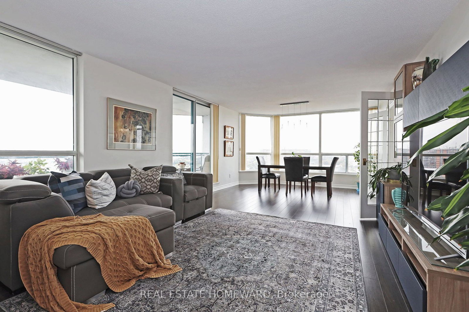 4725-sheppard-avenue-e-toronto-scarborough-ontario-e13847964