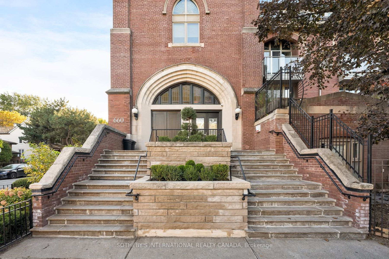 660-pape-street-toronto-toronto-ontario-e13848482