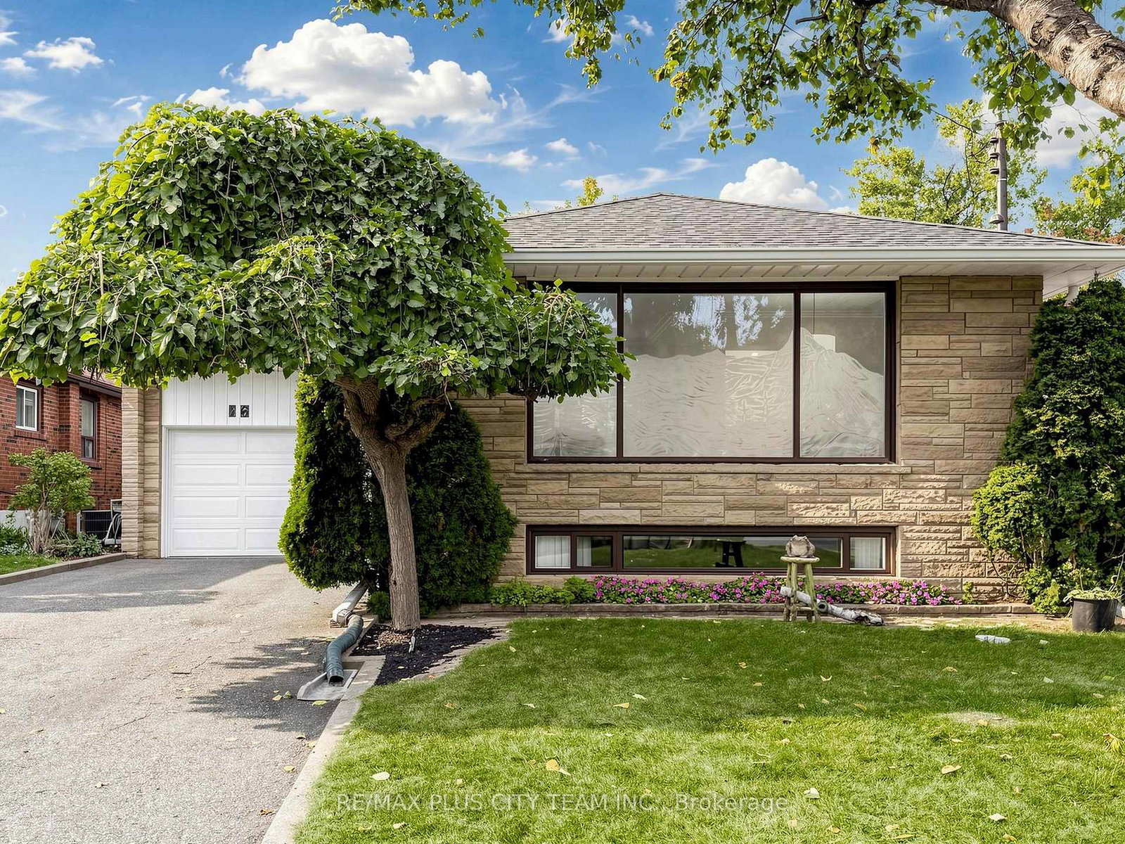 16-holford-crescent-toronto-scarborough-ontario-e13849284