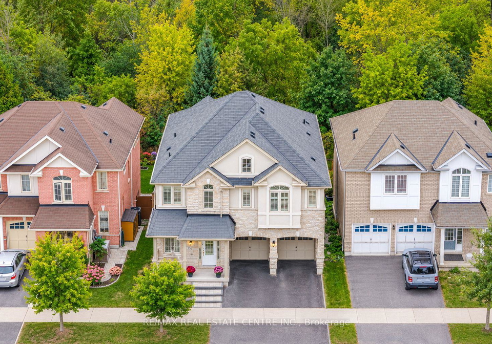 33-mosely-crescent-ajax-ontario-e13849598