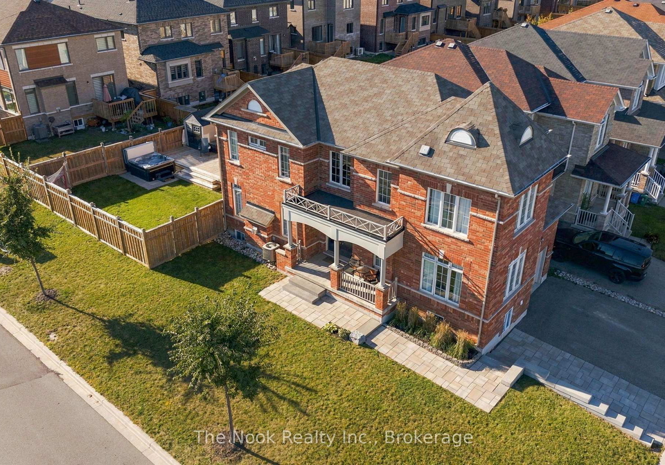 115-noden-crescent-clarington-ontario-e13849764