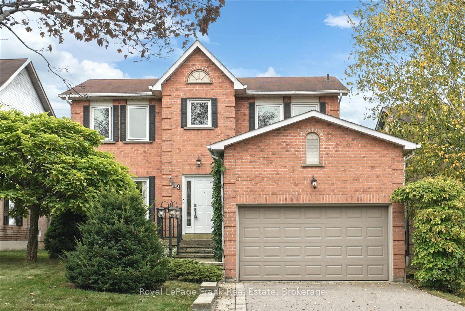 19-long-drive-whitby-ontario-e13850164