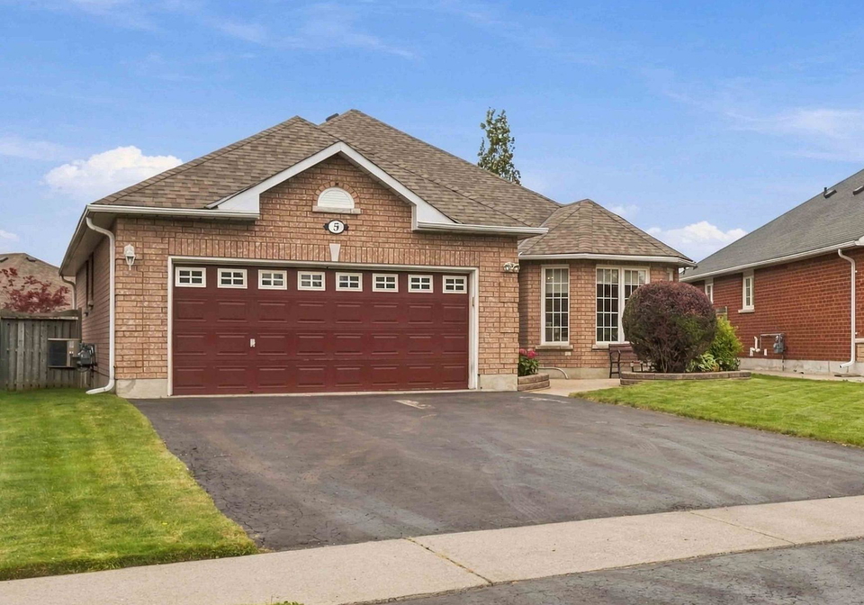5-padfield-drive-clarington-ontario-e13851034