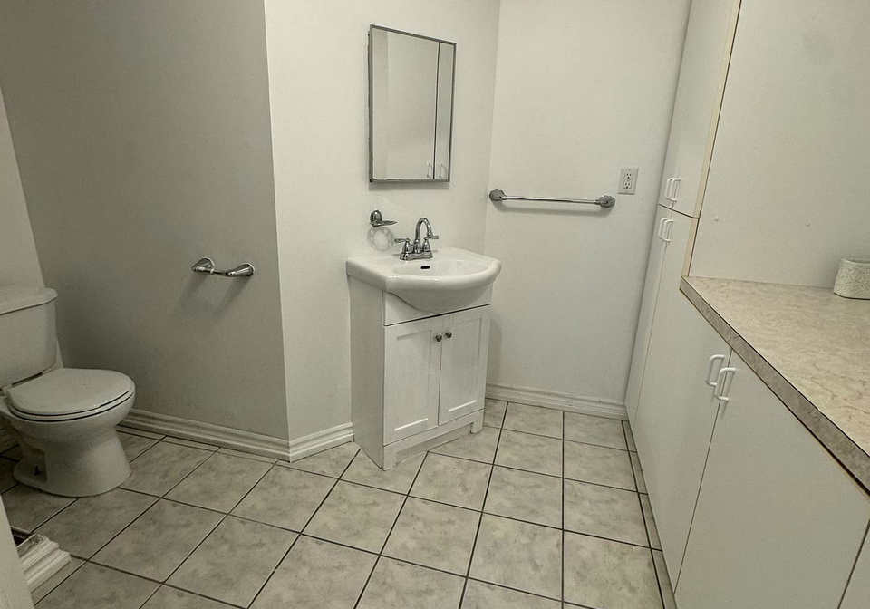 1107-beaver-valley-crescent-oshawa-ontario-e13851210