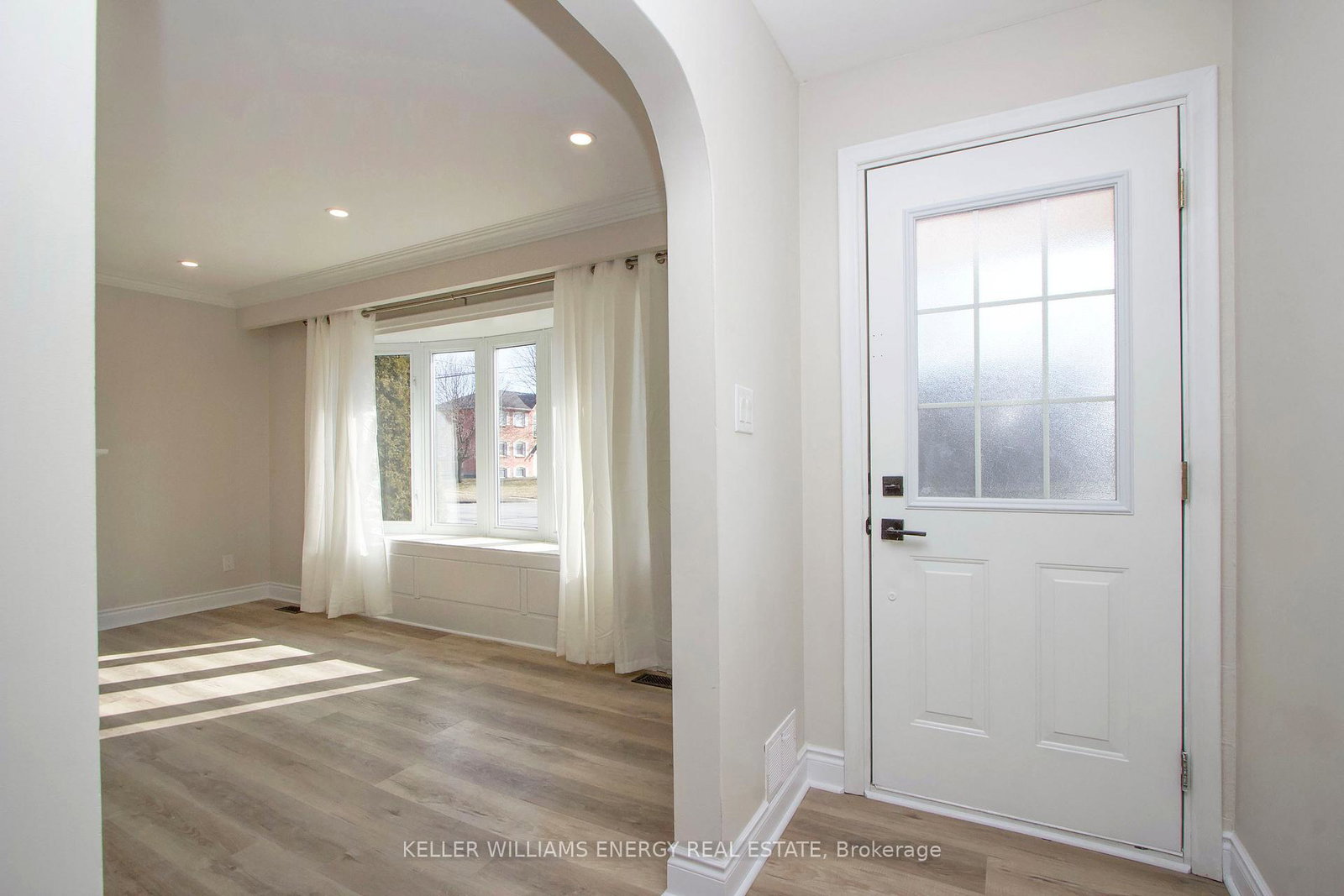 574-olive-avenue-oshawa-ontario-e13851486