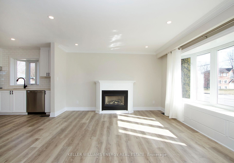 574-olive-avenue-oshawa-ontario-e13851486