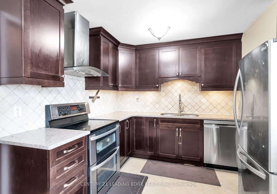 10-fairbairn-court-clarington-ontario-e13852242