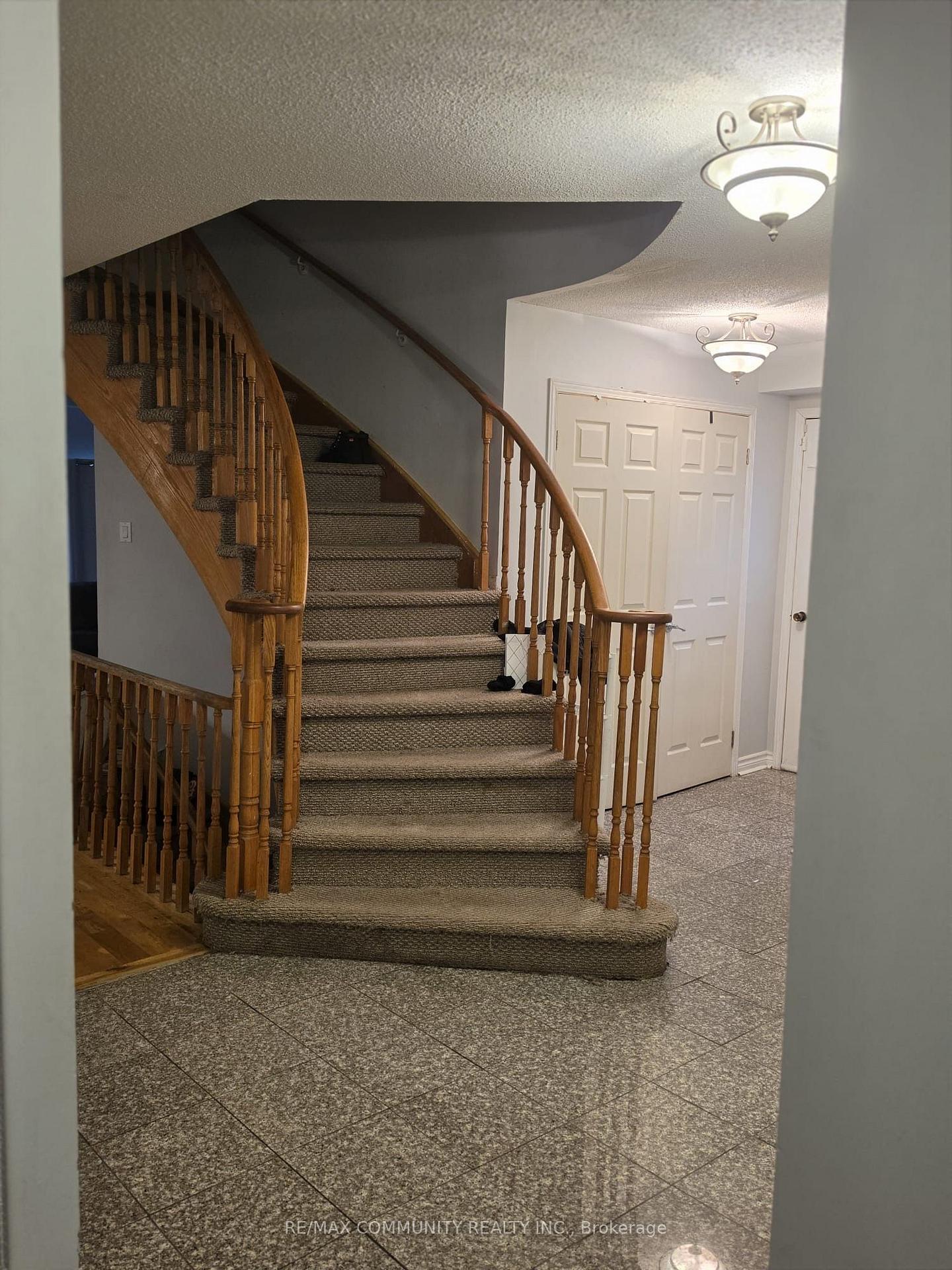 36-beaumont-drive-ajax-ontario-e13852346
