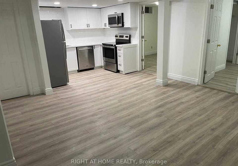 727-down-crescent-oshawa-ontario-e13852682