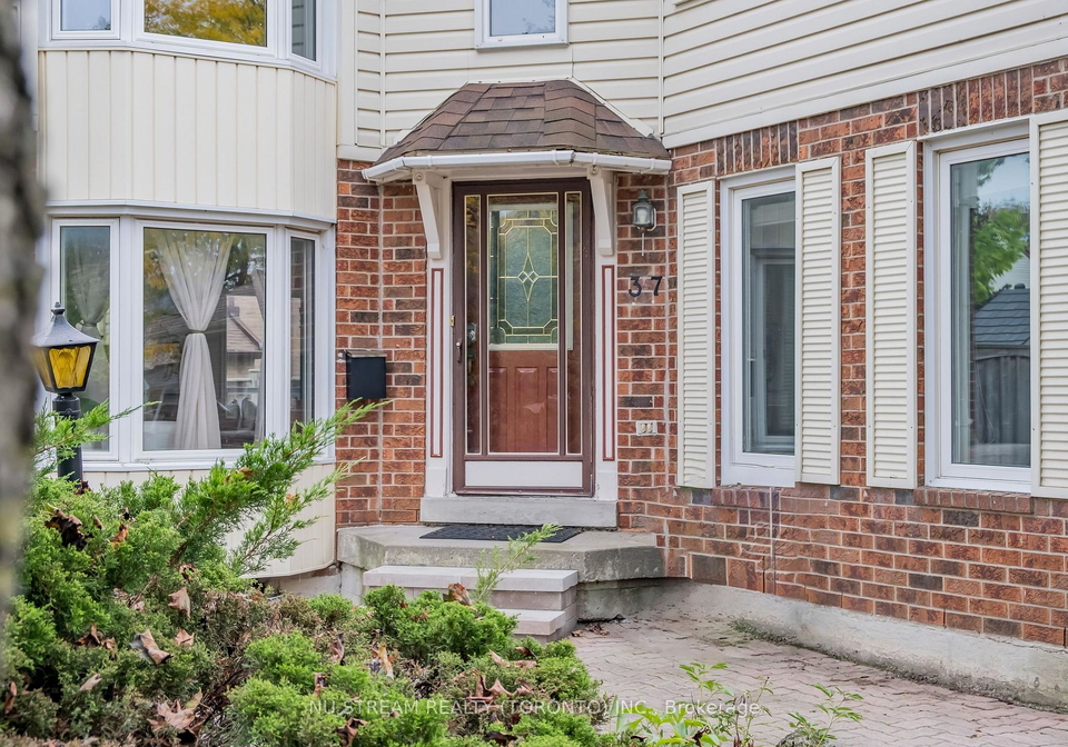 37-wintermute-boulevard-toronto-scarborough-ontario-e13852996