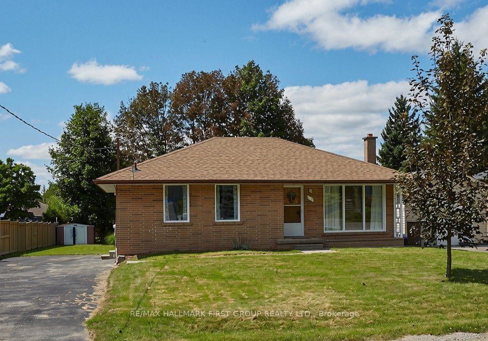 212-hallett-avenue-whitby-ontario-e13853080