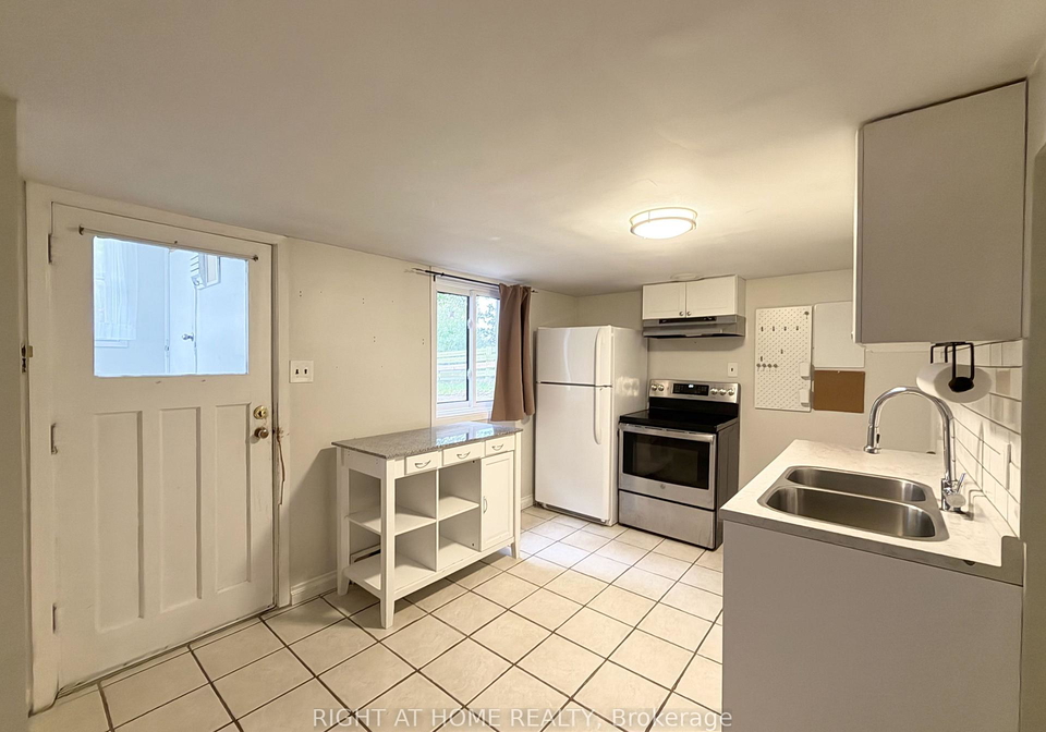 214-greenwood-avenue-oshawa-ontario-e13853164