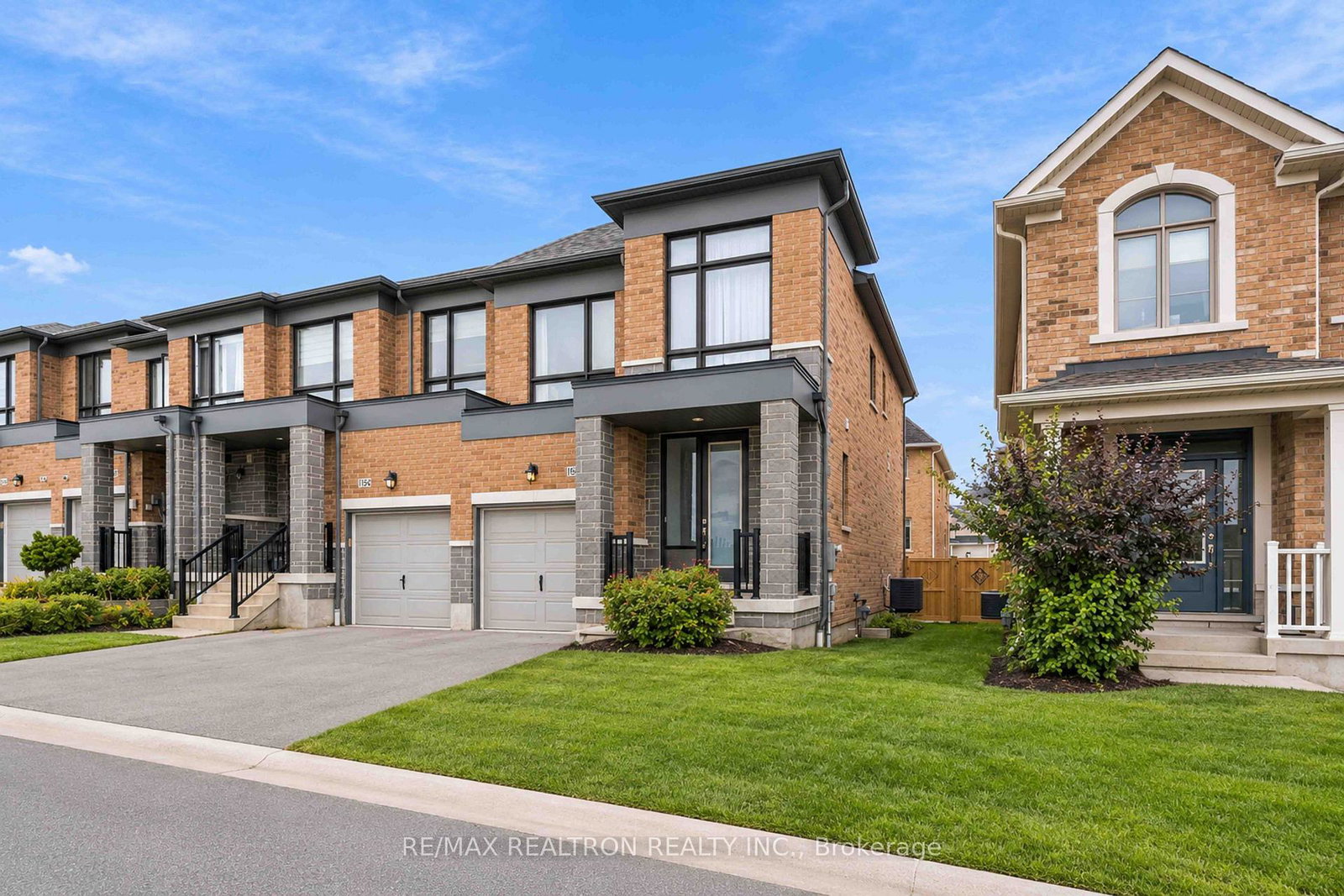 1160-drawstring-lane-pickering-ontario-e13853180