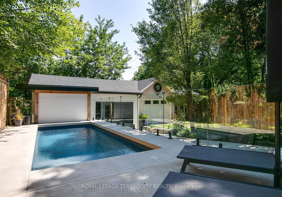 1775-gerrard-street-e-toronto-toronto-ontario-e13853306