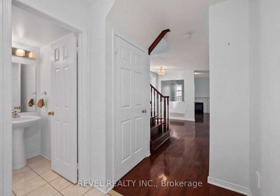 91-oceanpearl-crescent-whitby-ontario-e13853938