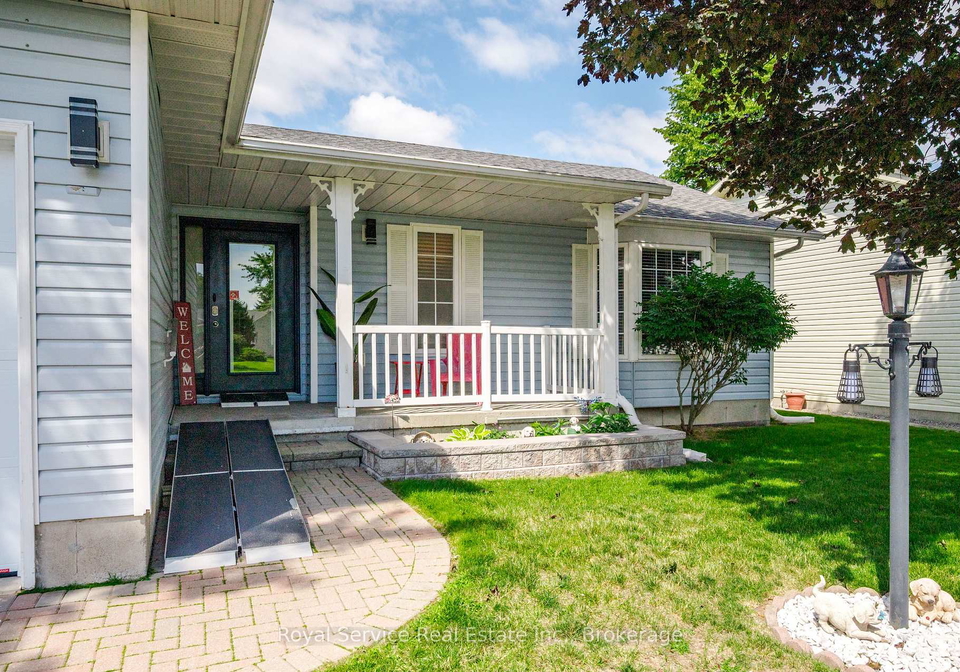 11-algonquin-trail-clarington-ontario-e13854450