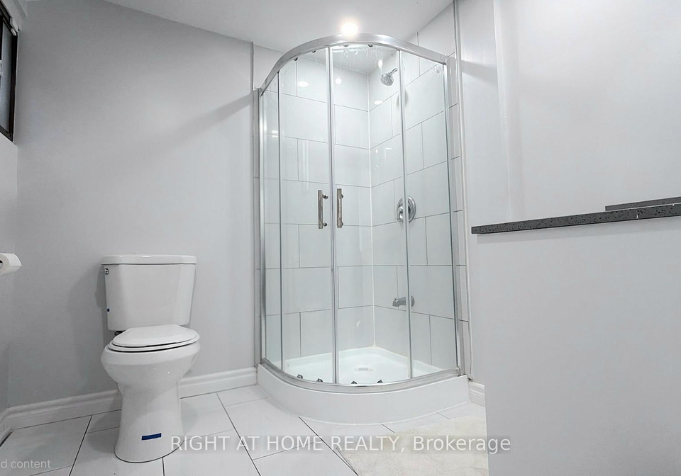 408-strathmore-boulevard-toronto-east-york-ontario-e13854506