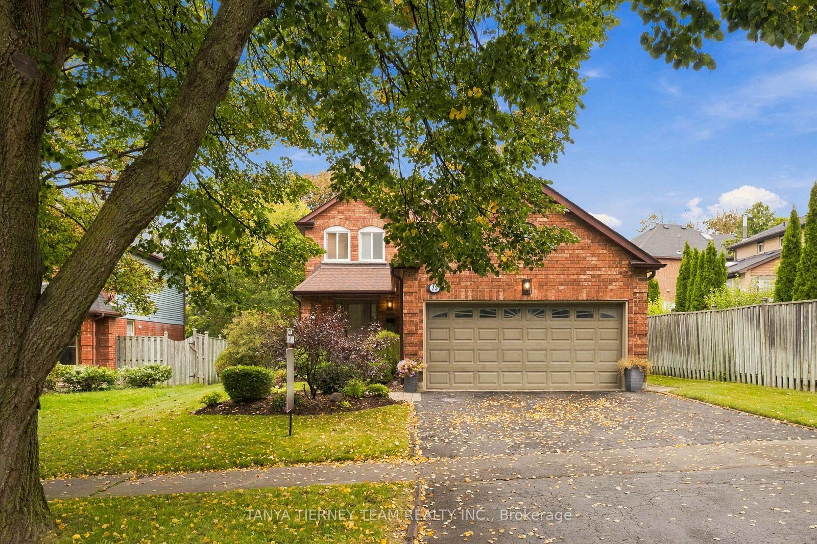 25-coulton-court-whitby-ontario-e13854584